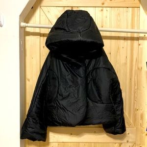 lululemon Hooded Insulated Wrap, size 2, black